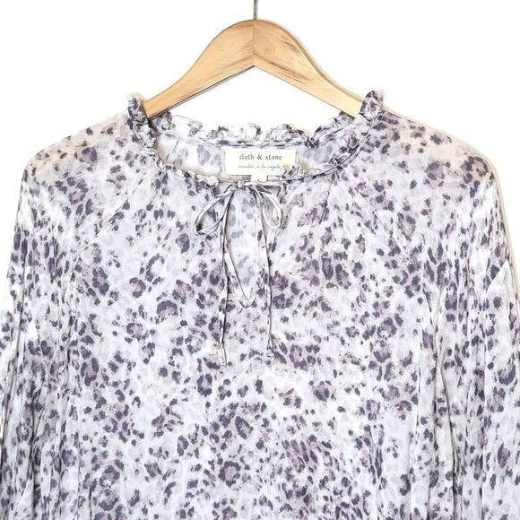 Cloth & Stone Leopard Print Blouse V-Neck Tie Neck Long Sleeve Workwear Chic L - Picture 3 of 15